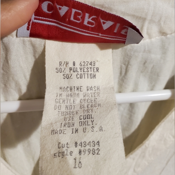 Vintage Womens Cabrais Blouse Button Down White Enamel & Gold Buttons 16 - Picture 5 of 5